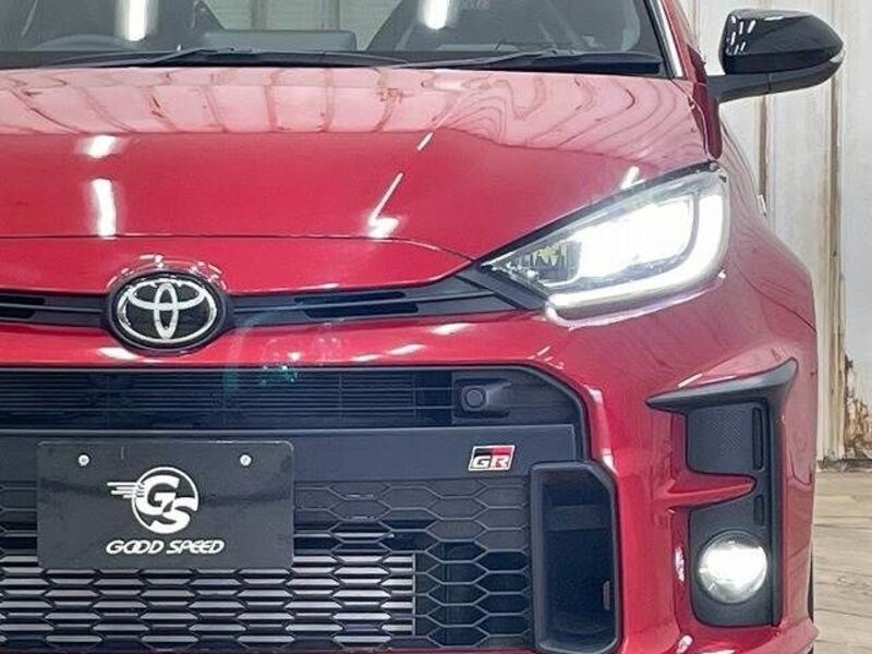 GR YARIS