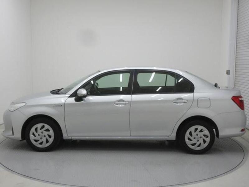 COROLLA AXIO