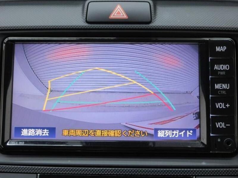 COROLLA AXIO