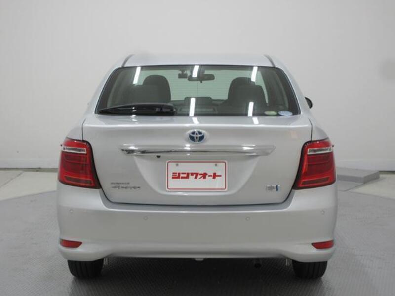 COROLLA AXIO
