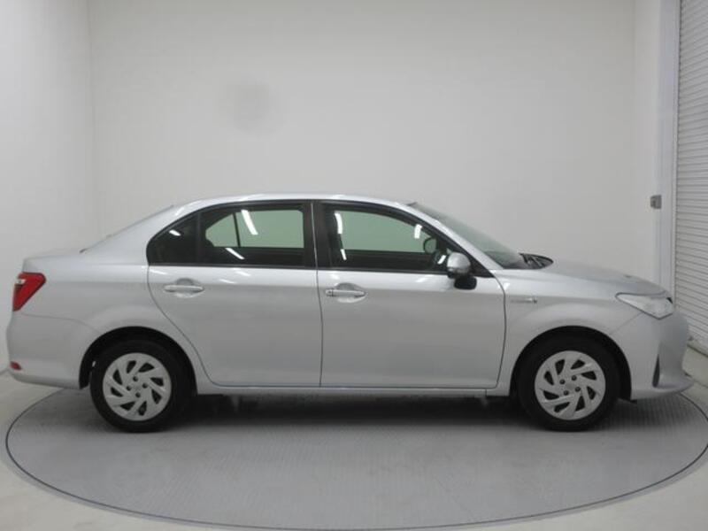 COROLLA AXIO