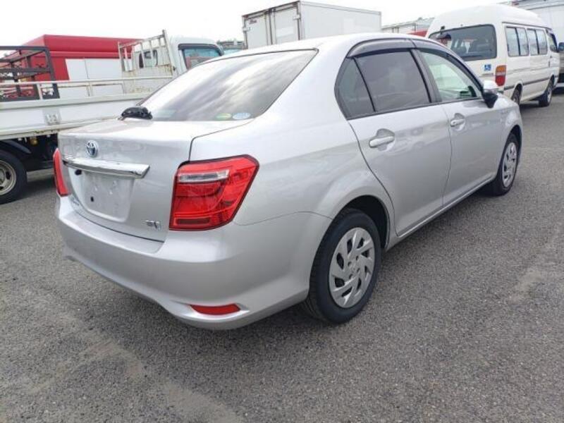COROLLA AXIO