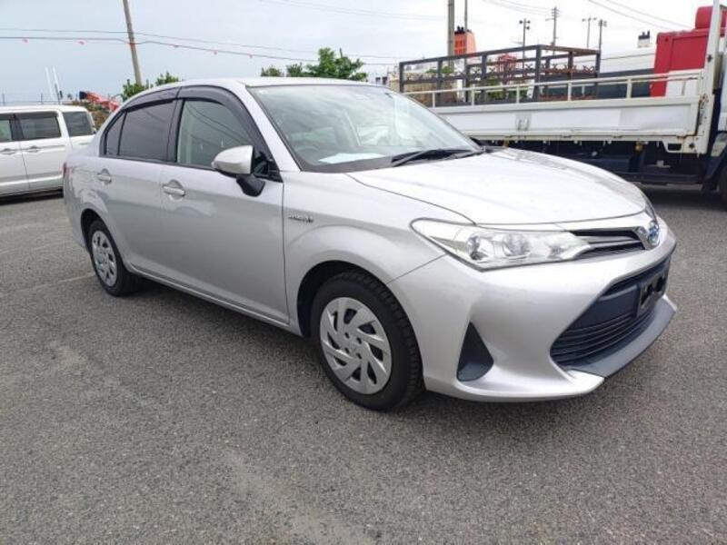 COROLLA AXIO