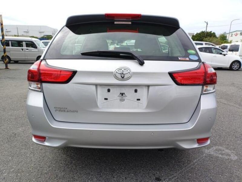 COROLLA FIELDER