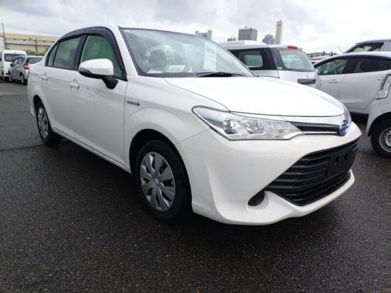 COROLLA AXIO