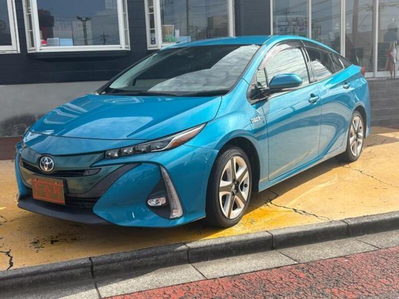 PRIUS PHV