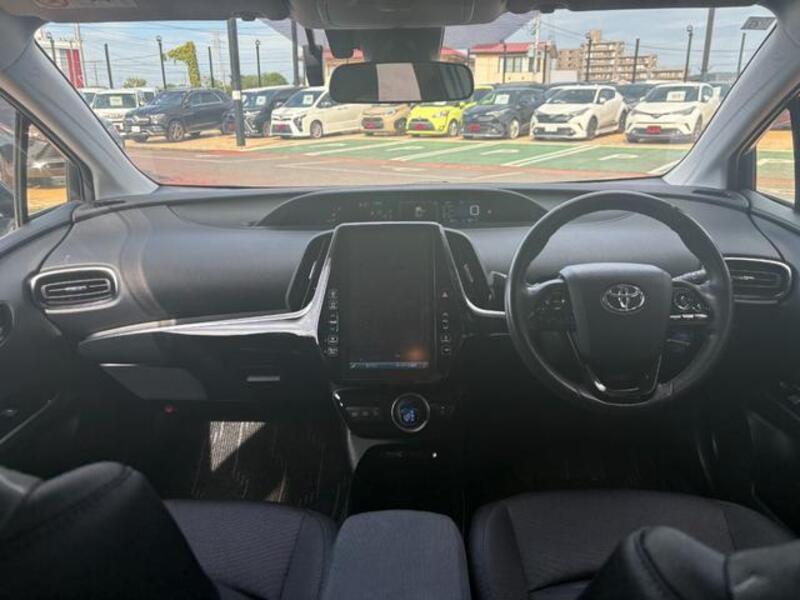 PRIUS PHV