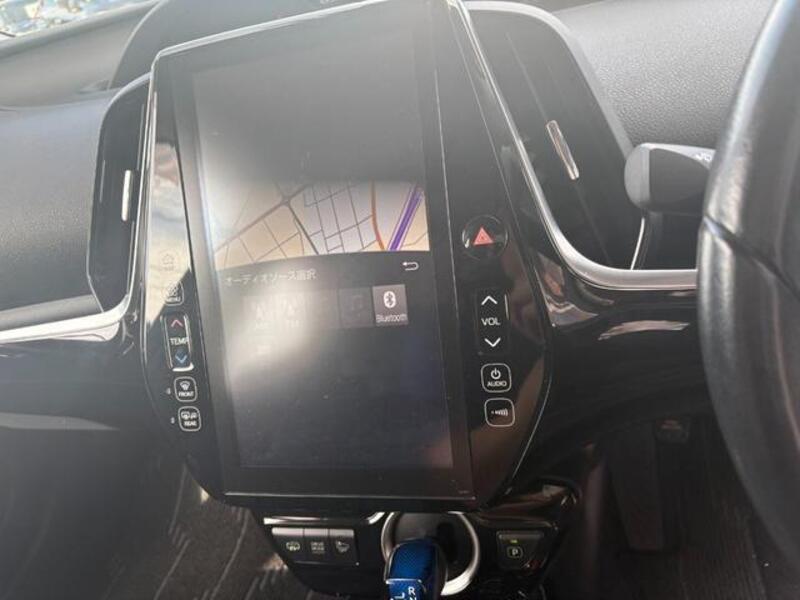 PRIUS PHV