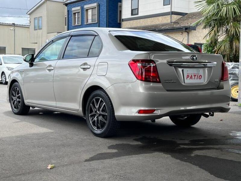 COROLLA AXIO