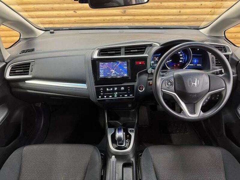 FIT HYBRID