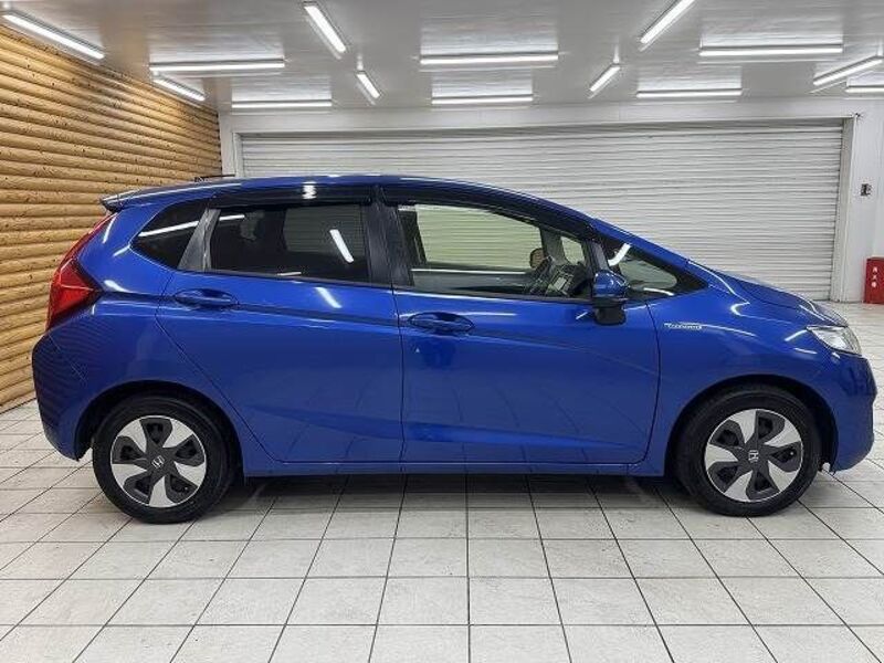 FIT HYBRID