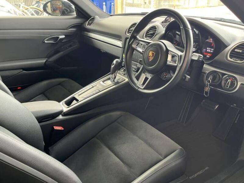 718 CAYMAN