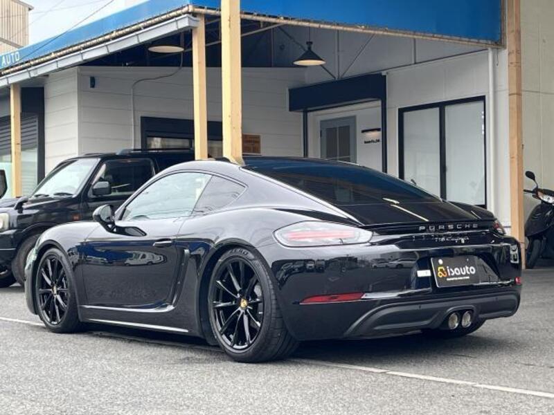 718 CAYMAN