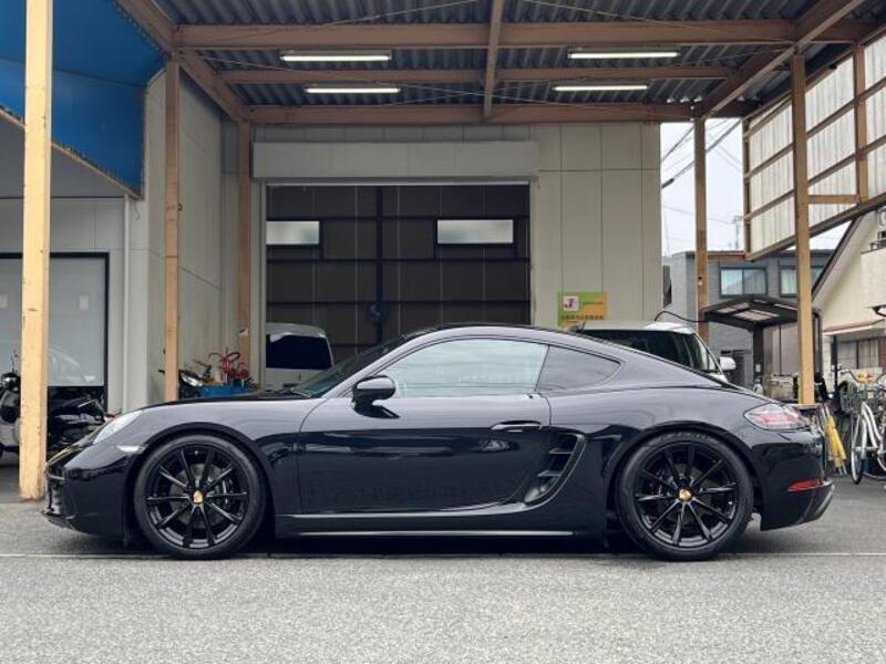 718 CAYMAN