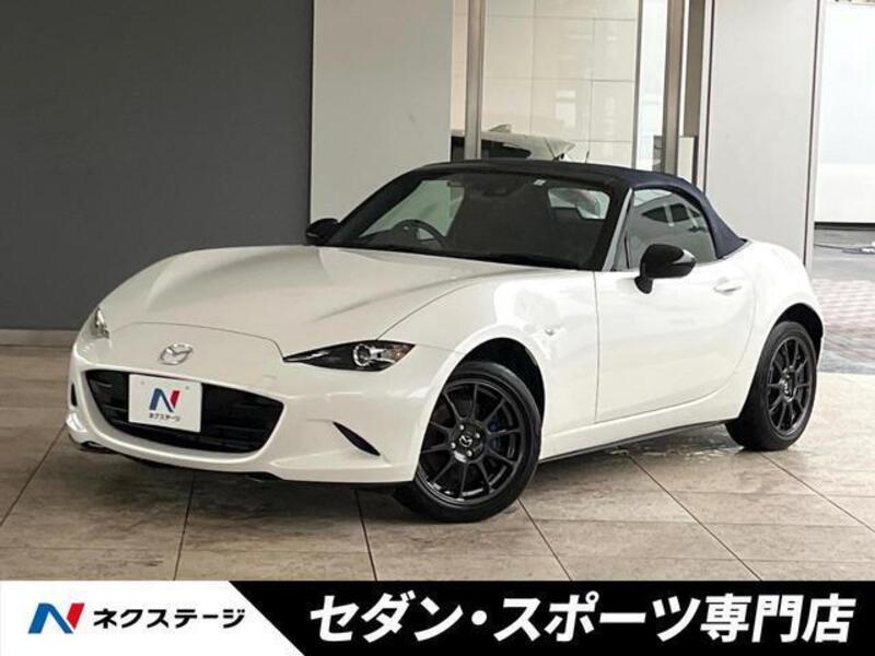ROADSTER-0