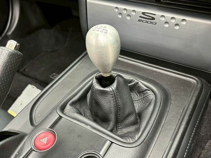 S2000