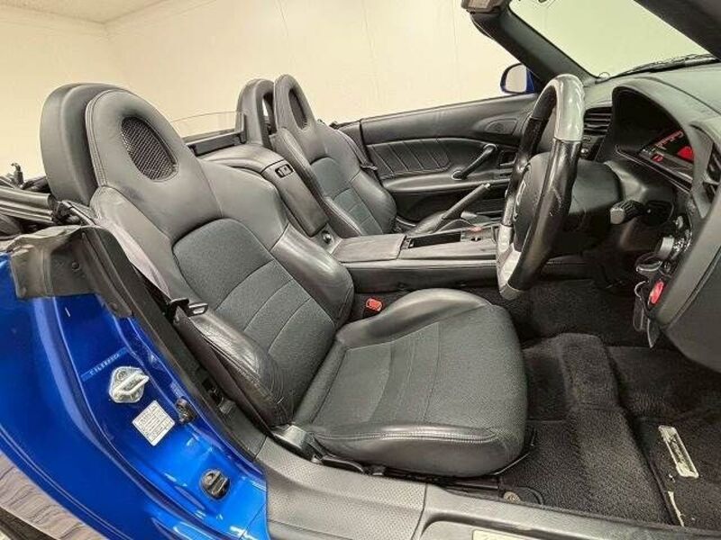 S2000