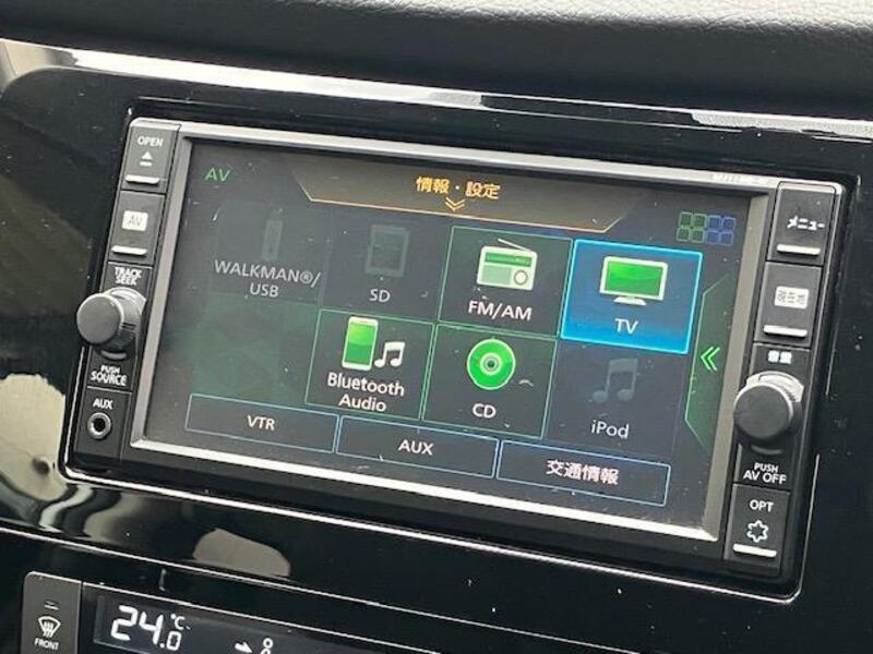 X-TRAIL