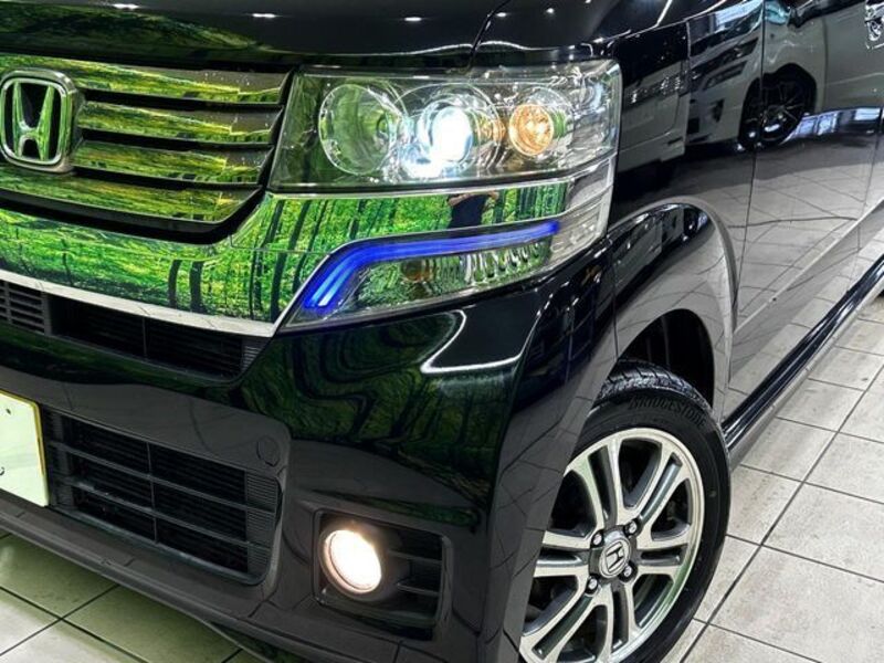 N BOX CUSTOM