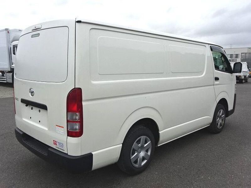 HIACE