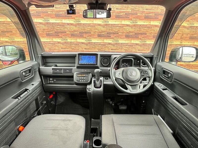 N-VAN
