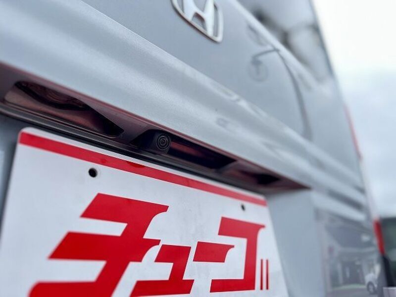 N-VAN