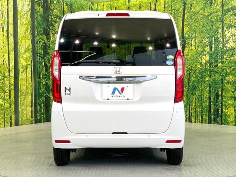 N BOX