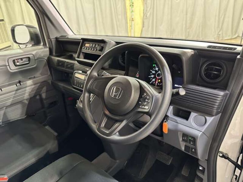 N-VAN