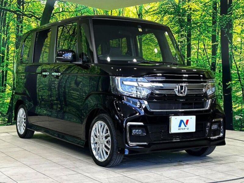 N BOX CUSTOM