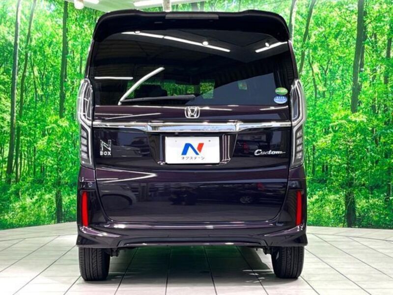 N BOX CUSTOM