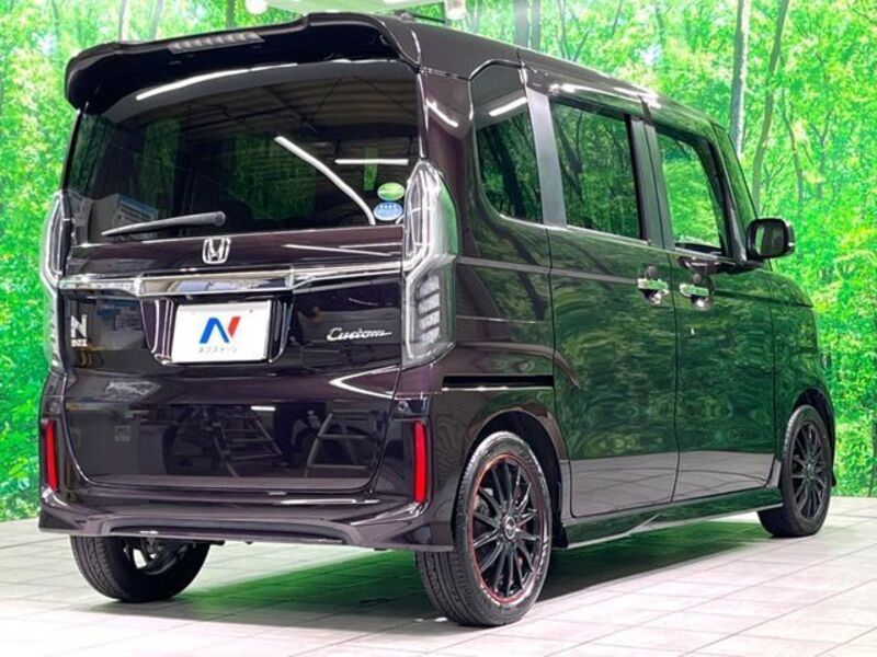 N BOX CUSTOM