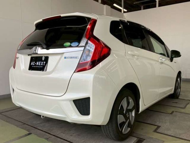 FIT HYBRID