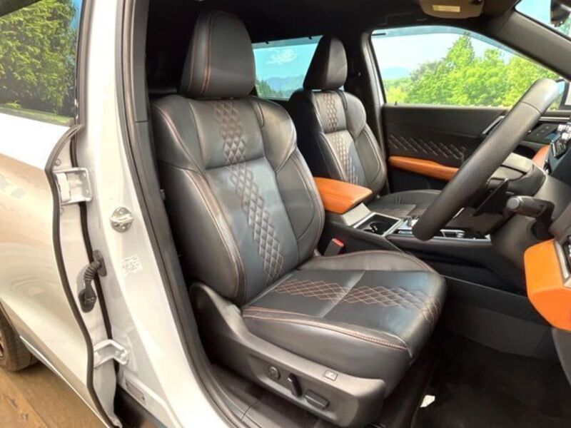 OUTLANDER PHEV