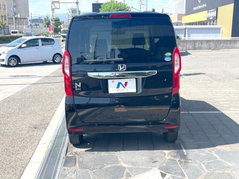 N BOX