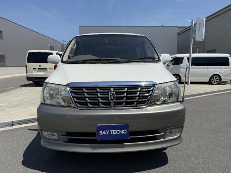 GRAND HIACE
