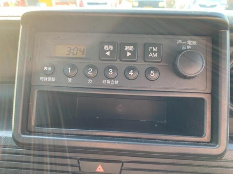 N-VAN