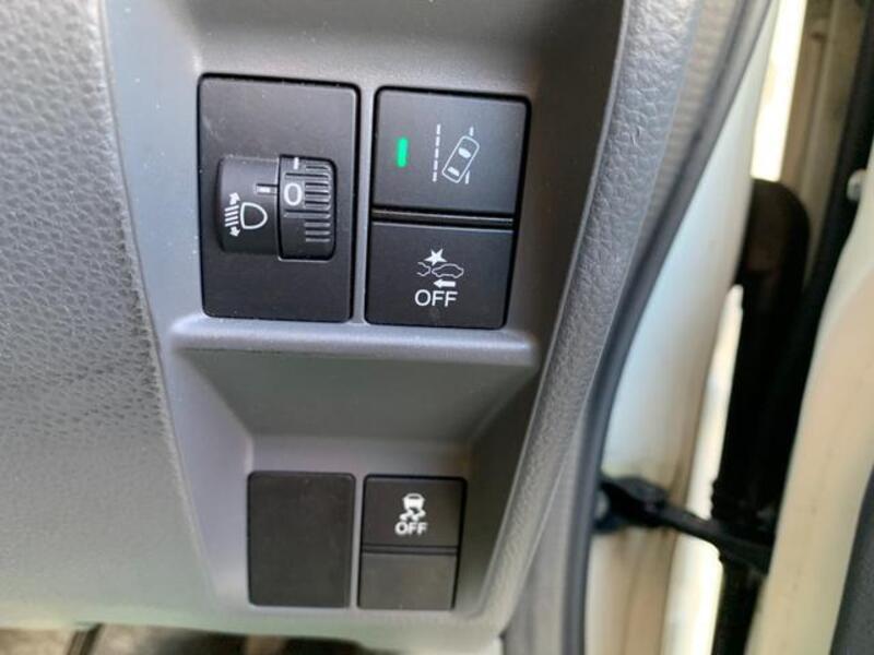 N-VAN