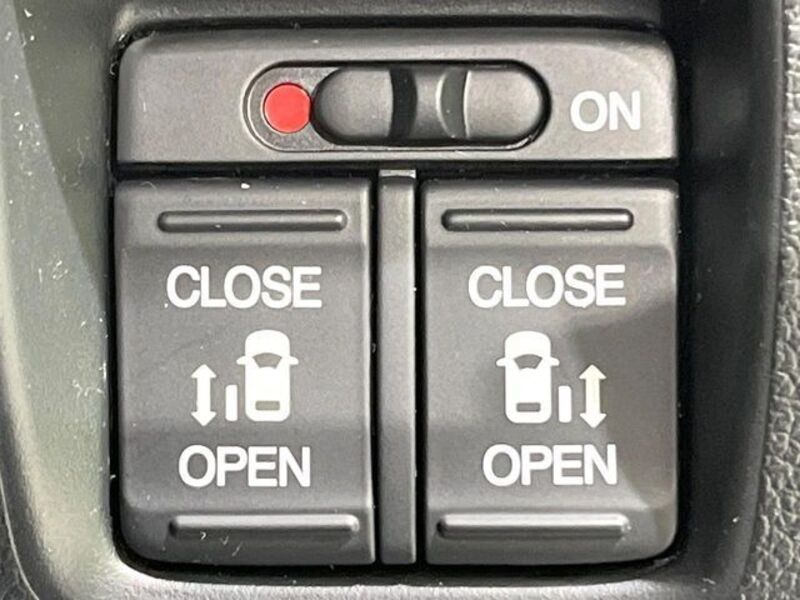 N BOX