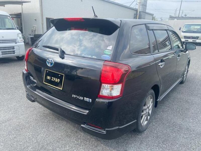 COROLLA FIELDER