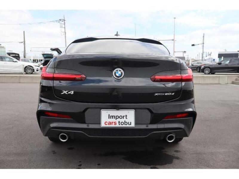 X4