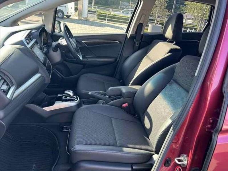 FIT HYBRID