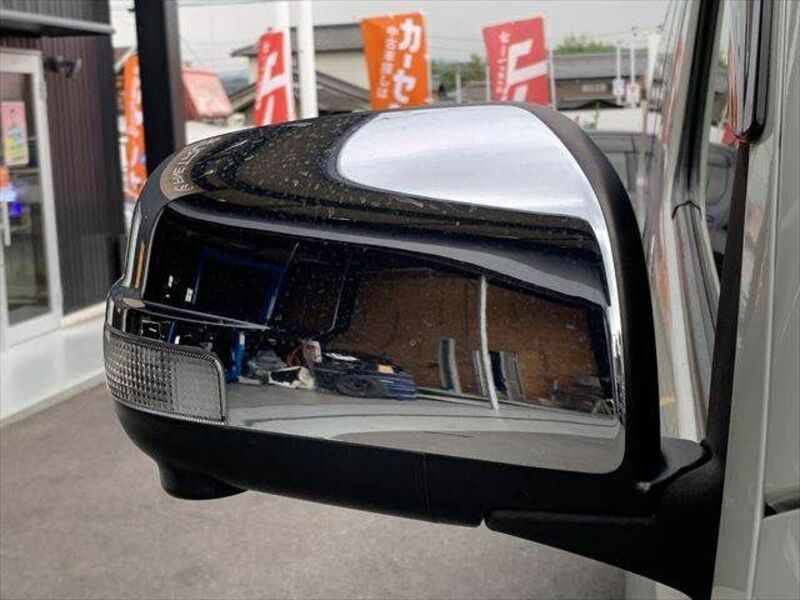 NV350 CARAVAN