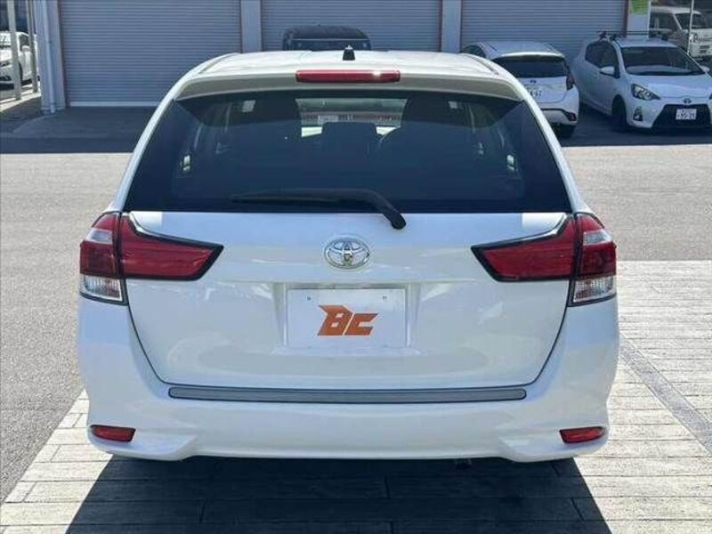 COROLLA FIELDER