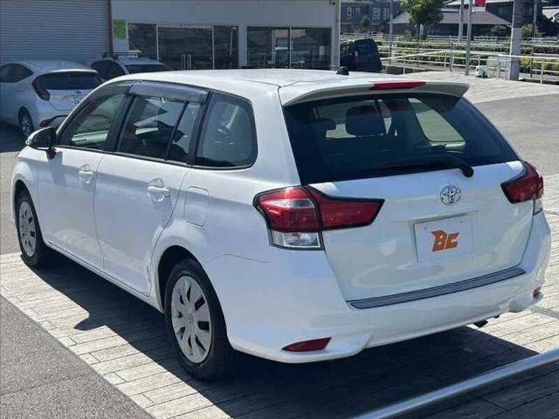 COROLLA FIELDER