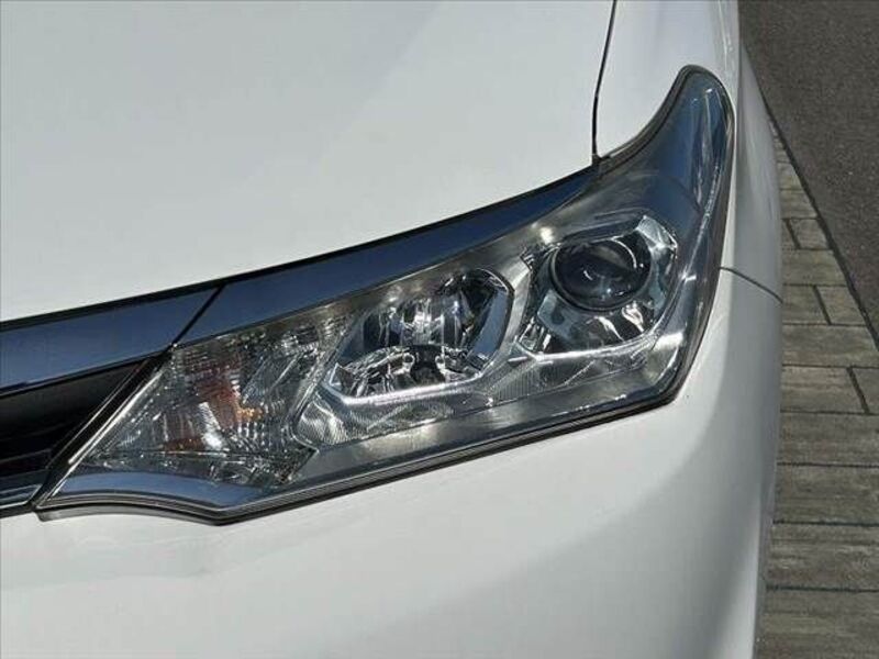 COROLLA FIELDER