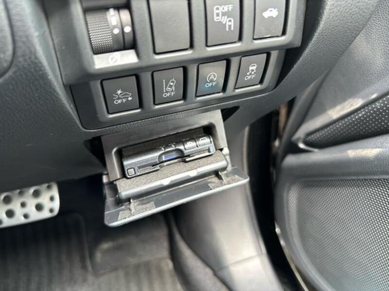 LEGACY B4