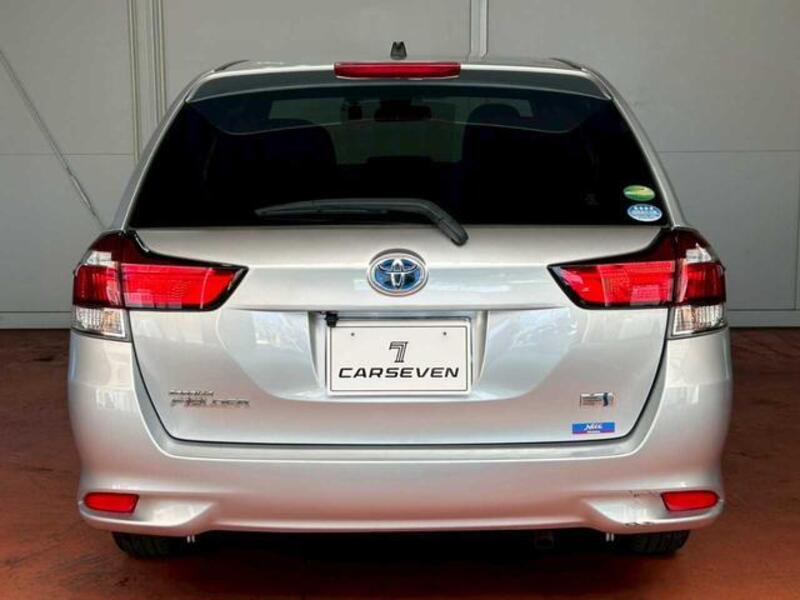 COROLLA FIELDER