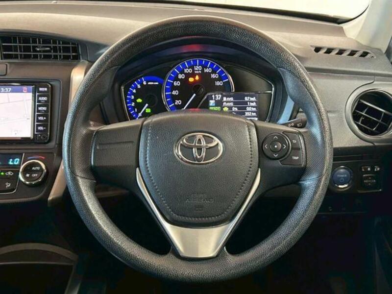 COROLLA FIELDER
