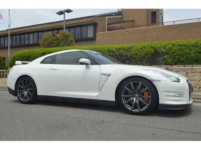GT-R