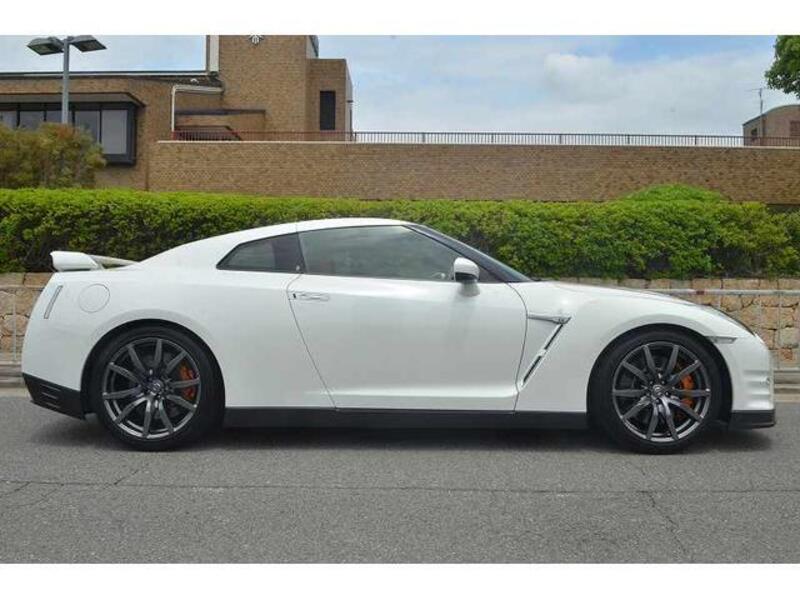 GT-R